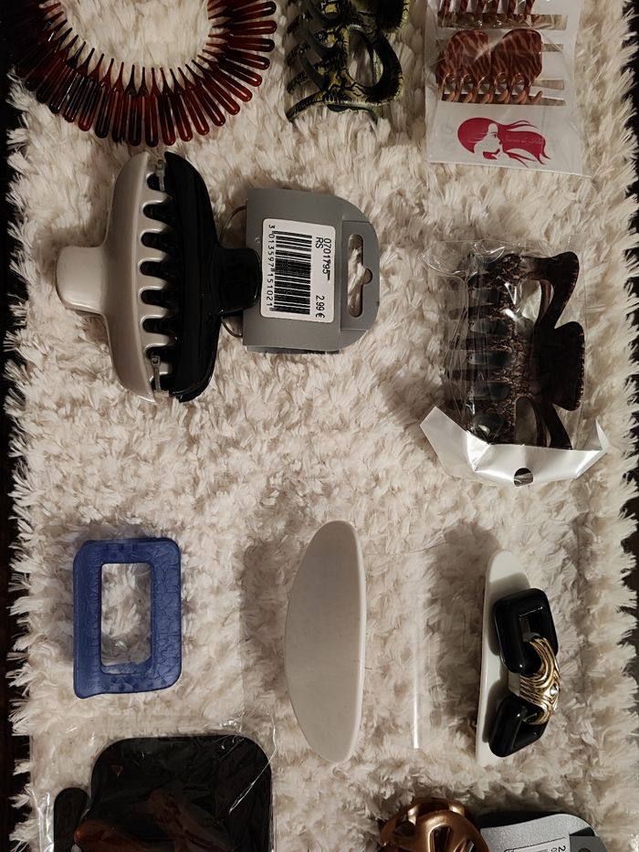 Lot de 14 pinces et barettes cheveux fille - photo numéro 2