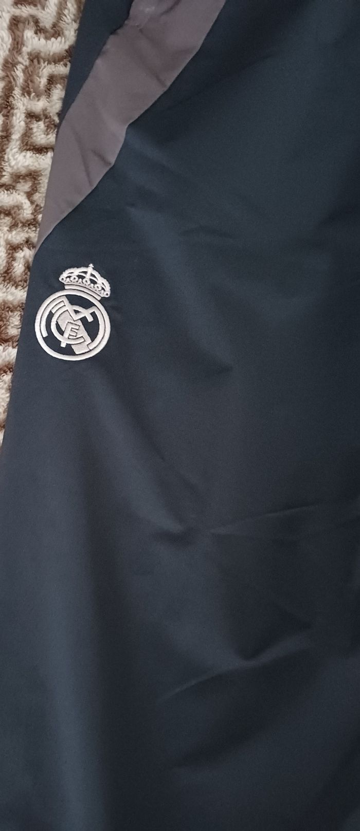 Pantalon présentation Real Madrid 2025 - photo numéro 2