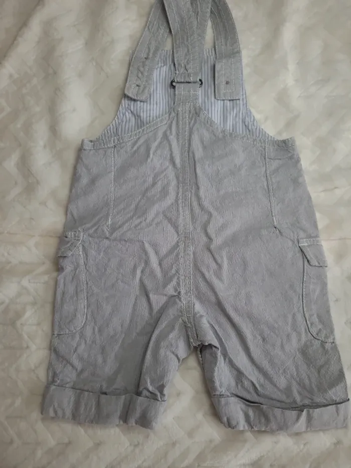👶Salopette short Sergent Major taille 6mois👶 - photo numéro 2