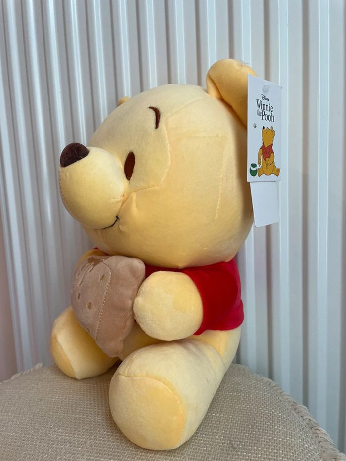 Peluche Disney Winnie l’ourson 🍯 - photo numéro 17