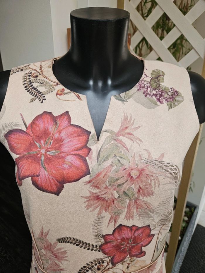 Cassis robe fleurie aspect daim taille 38 - photo numéro 2