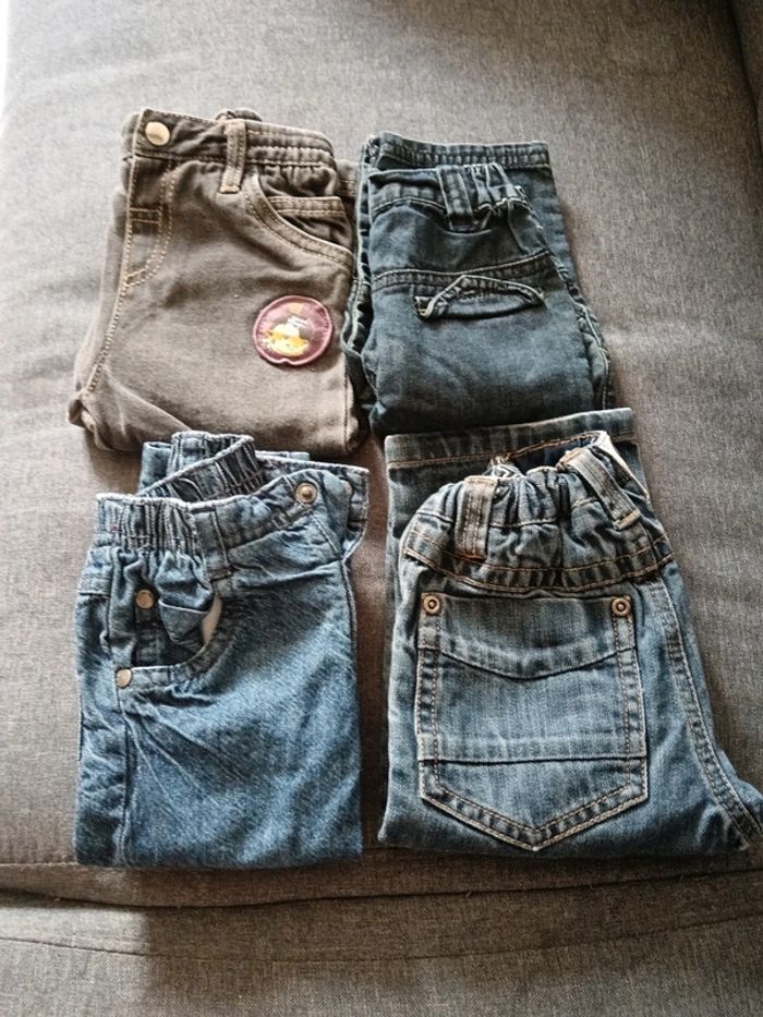 Lot jeans 9mois