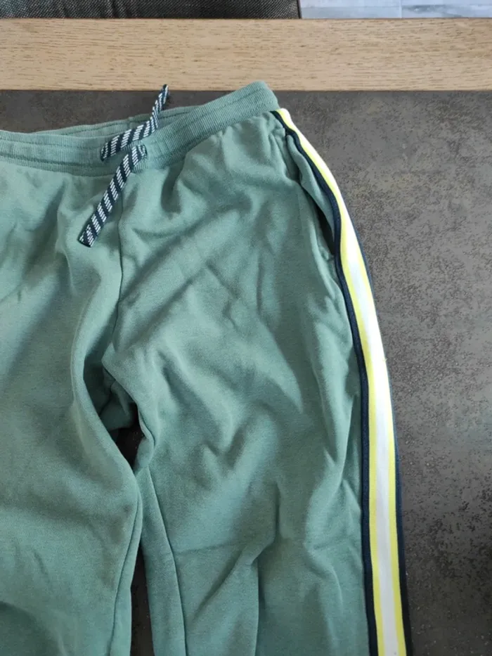 Pantalon Kiabi vert - photo numéro 3