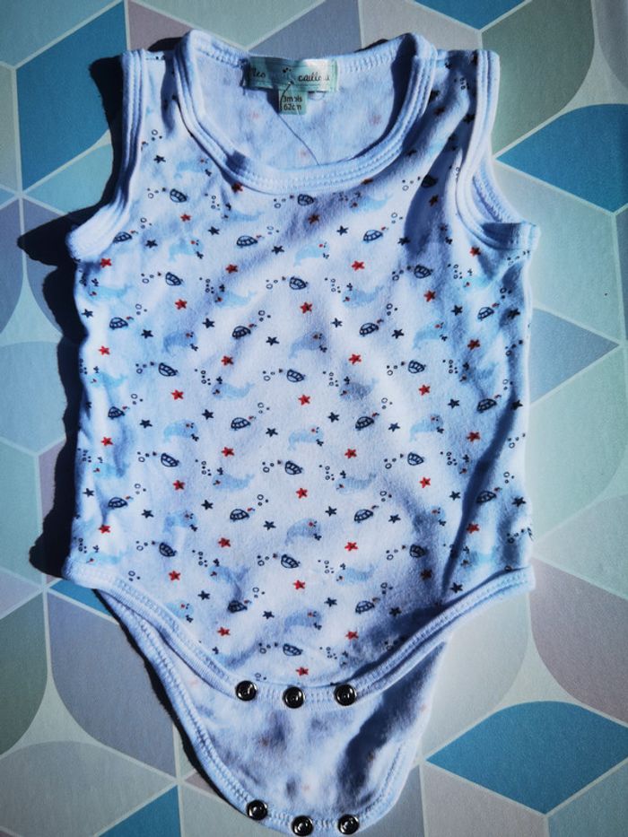 D1077 - body 3 mois motif baleine et tortue - photo numéro 2