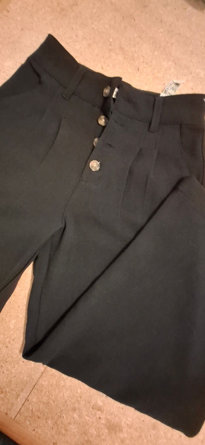 Pantalon fluide neuf