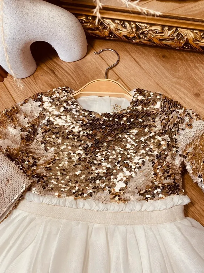 Taille 3-4 ans Robe longue créateur fille TAO blanche doré * tulle sequins réversibles * 🪷 - photo numéro 2