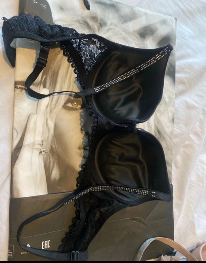 Soutien gorge - photo numéro 6