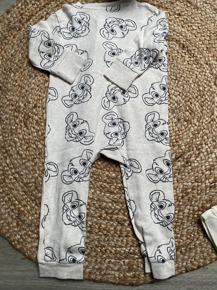 Lot de 2 pyjamas roi lion Disney primark 12/18 mois - photo numéro 5