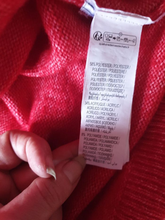 joli pull rouge S kiabi - photo numéro 4