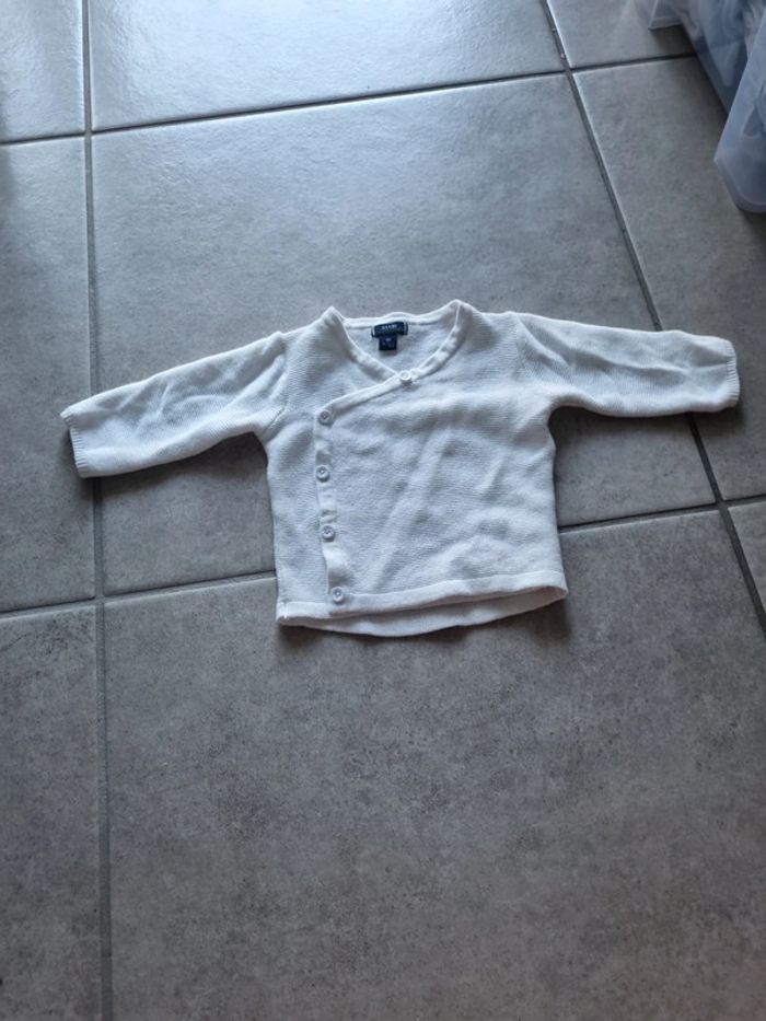 Gilet kiabi 1 mois - photo numéro 2