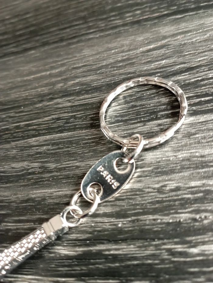 Porte clés "Tour Eiffel" : idée cadeau 🎁 - photo numéro 3
