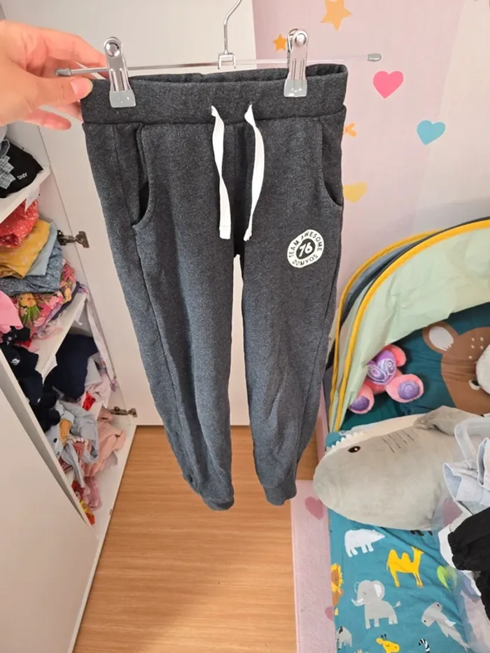 Jogging décathlon taille 8 ans - photo numéro 2