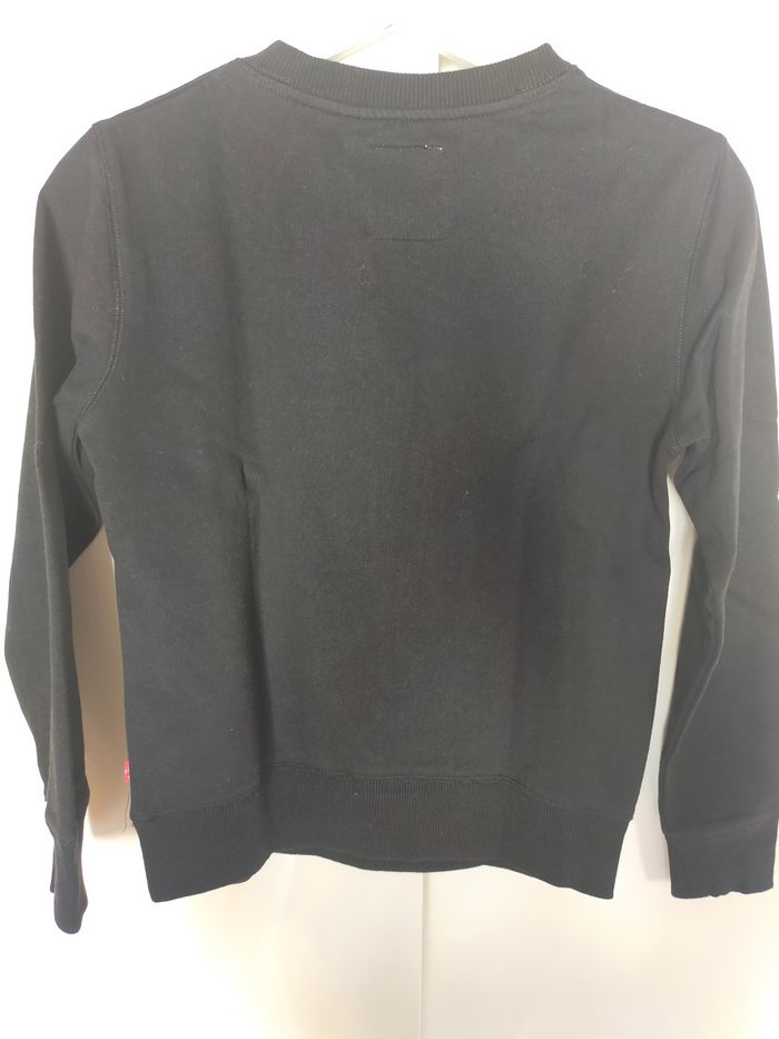 Pull Levi's taille 10 ans - photo numéro 4