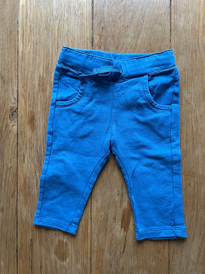 Pantalon 👖 Canada House 3 mois - photo numéro 2