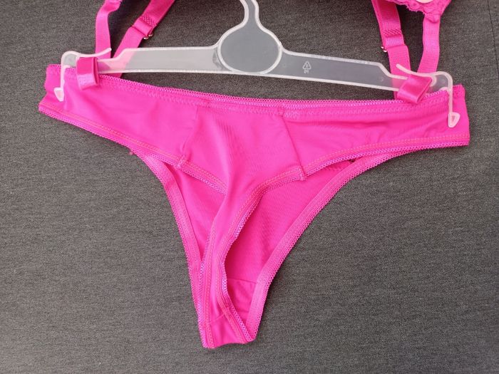 Ensemble lingerie - photo numéro 4