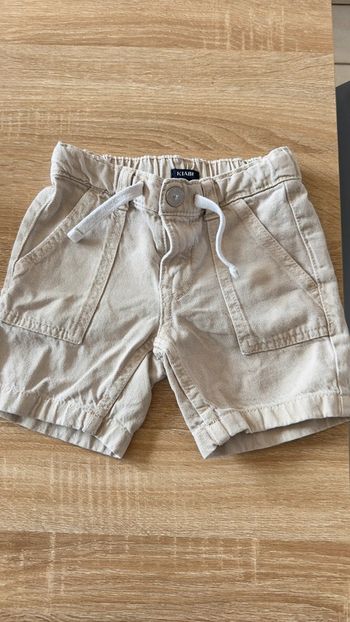 Short 4 ans