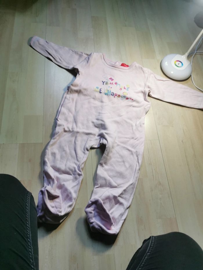 Pyjama fin taille 24 mois
