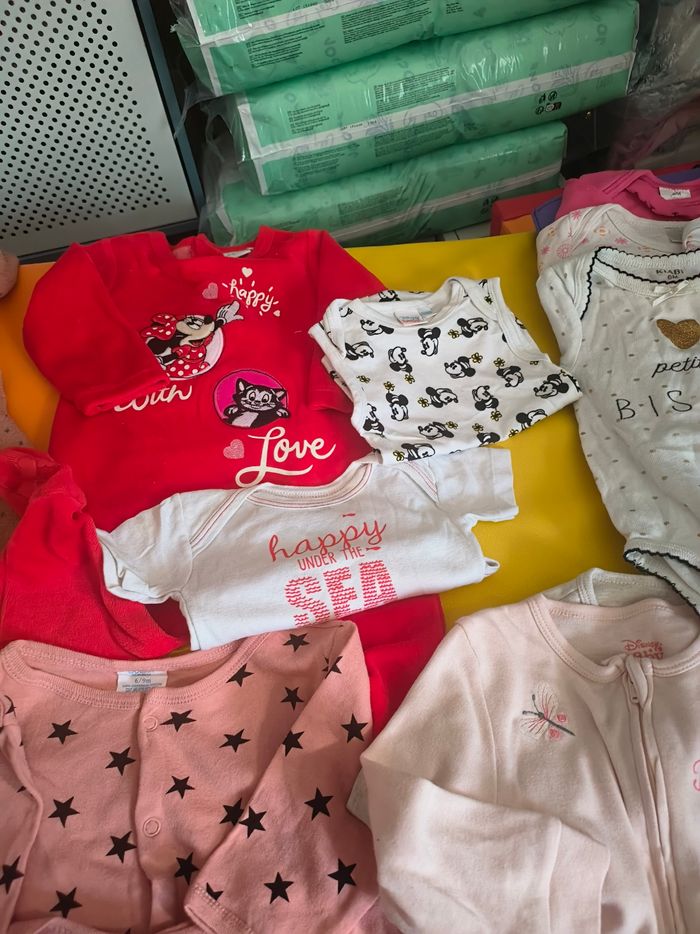 Lot bébé fille 6 mois - photo numéro 7