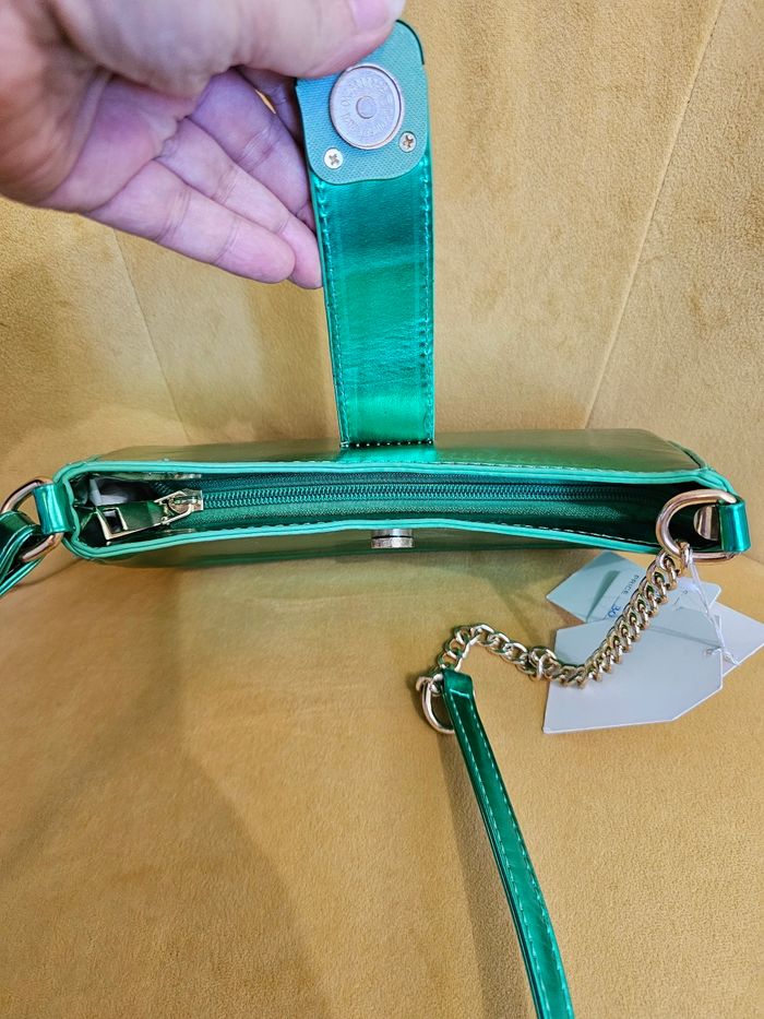 Sac a main vert brillant neuf gianni bernini - photo numéro 3