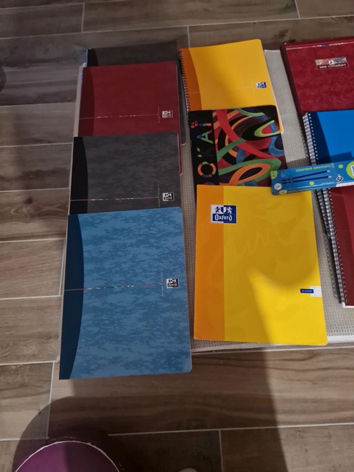 Lot de fourniture scolaire 📚 - photo numéro 2