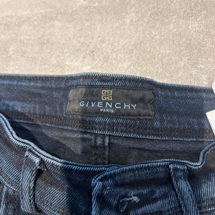 Jean coupe droite Guvenchy taille 31 us - photo numéro 6