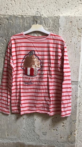 Tee shirt avec sequin 10 ans