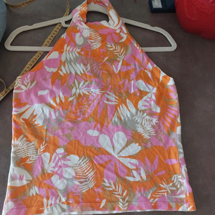 Dos nu et jupe imprimé rose orange escada sport - photo numéro 4