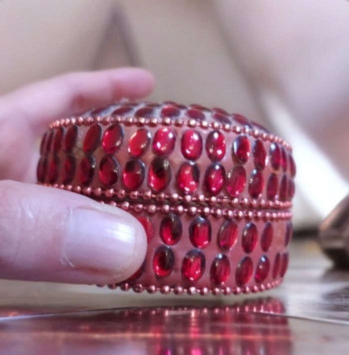 Petite boîte métal strass rouge - photo numéro 5