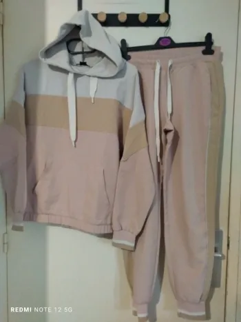 Ensemble Survêtement taille XS