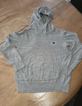 Sweat à capuche 8ans