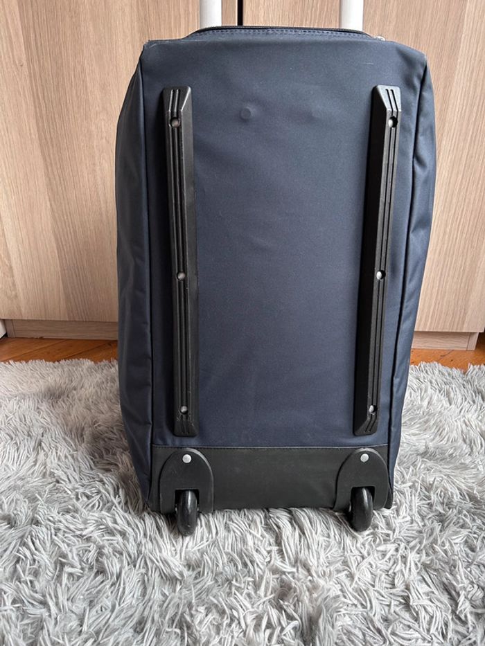 Neuf magnifique valise de voyage Lagardère grande contenance et pratique - photo numéro 3