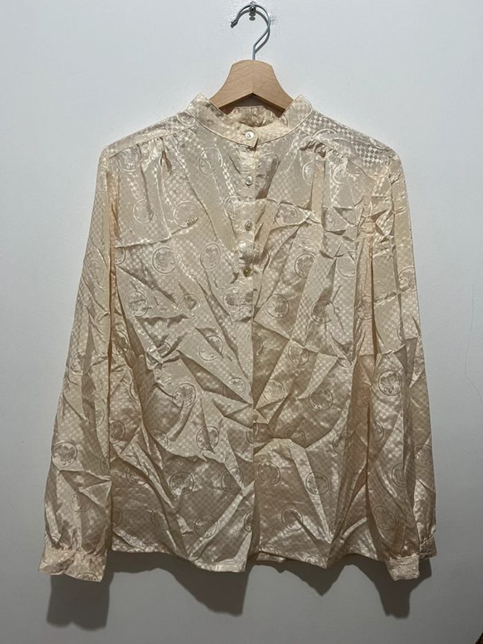 Blouse vintage et oversize crème / beige avec imprimé texturé effet satin - photo numéro 2