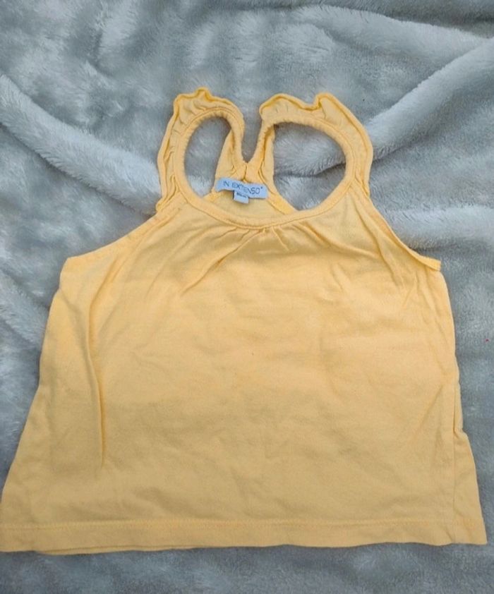 *Petit débardeur jaune