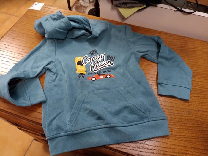 Sweat a capuche gris taille 6 ans - photo numéro 2