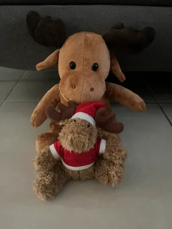 Neuf Lot de 2 peluches rennes de Noël