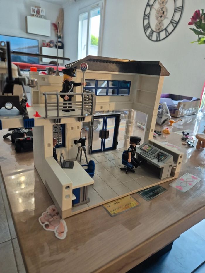 Poste de Police Playmobil 71602 Complet - photo numéro 15