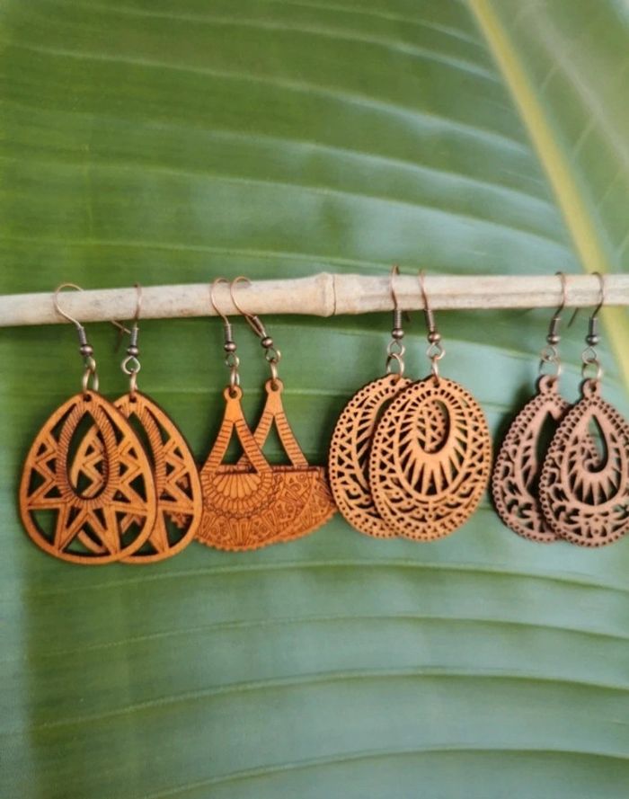 A5 lot de 4 paires de boucles d'oreilles bois nature bohème