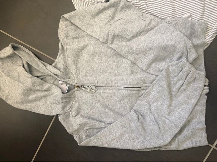 Ensemble Cyrillus 8 ans - photo numéro 5