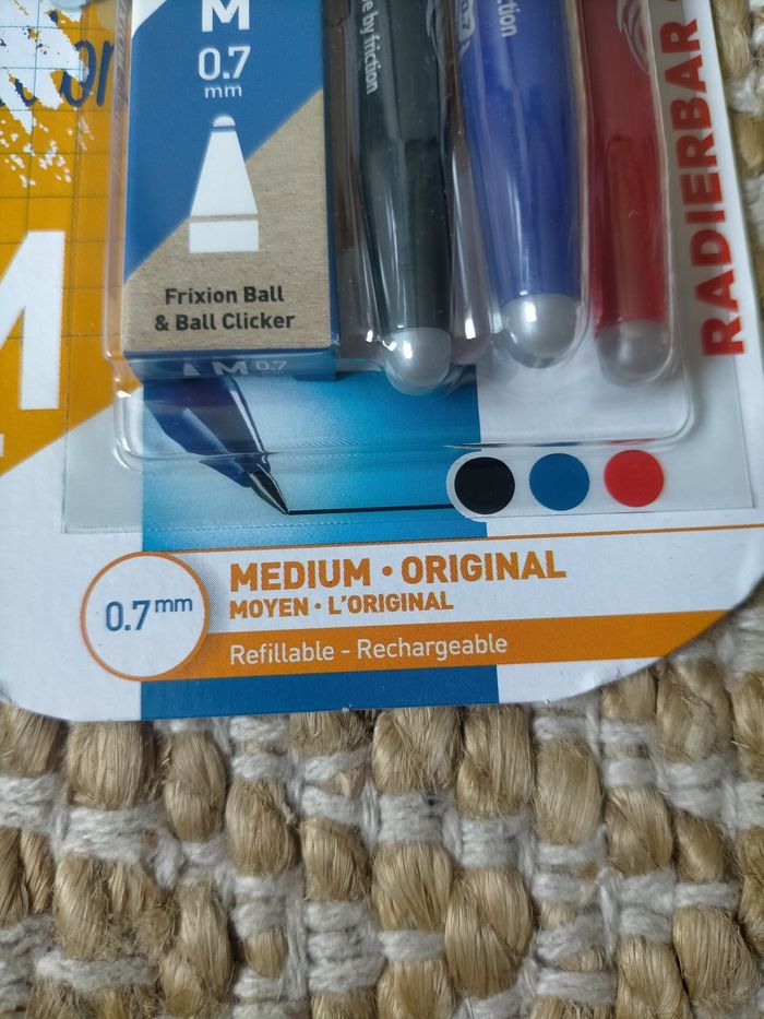 Lot 3 stylos effaçable Frixon Pilot et 3 recharges - photo numéro 2