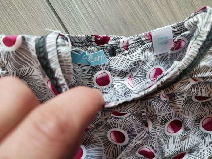 Blouse manches longues t-shirt obaidi 3 mois - photo numéro 2