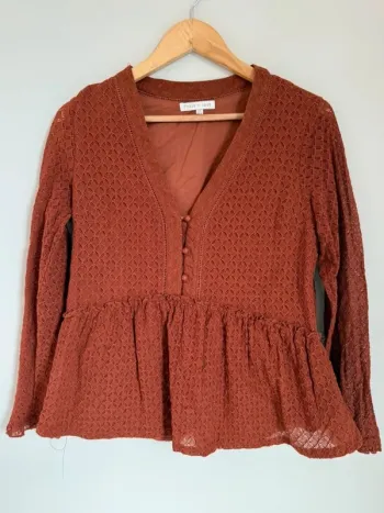 Haut broderie rouille