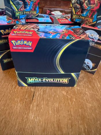 Display Pokémon Mega Évolution Reconditionné