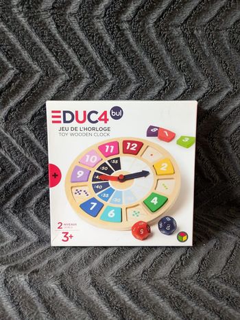 Jeu de L'horloge en bois Oxybul