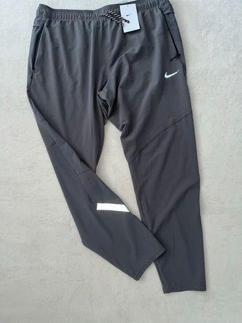 Nike phenom hybrid division