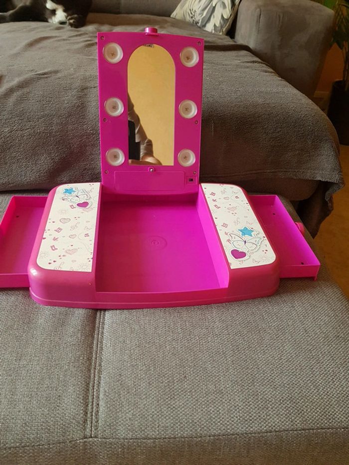 Coiffeuse plastique - photo numéro 2