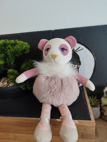 kaloo Petites precieuses Kalines Peluche Yuna Panda blanc violet rose danseuse