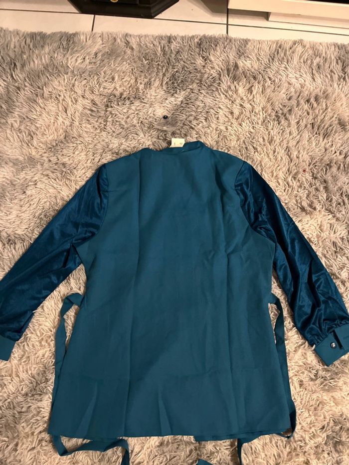Veste haut bleu - photo numéro 4