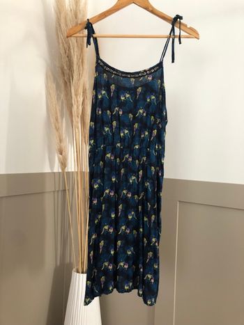 Robe tropicale oiseaux cache cache 38