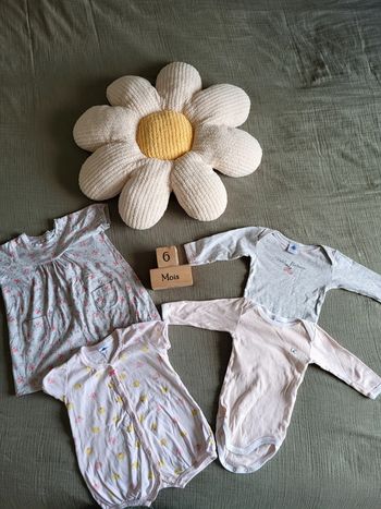 Lot affaires petit bateau fille 6 mois été
