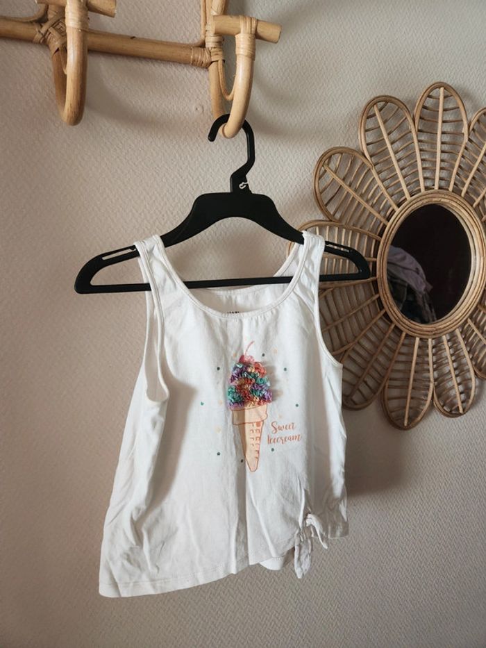 Debardeur blanc glace 3D kiabi 10ans